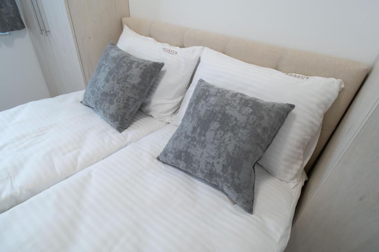 Pegasus Apartments Белград Екстериор снимка